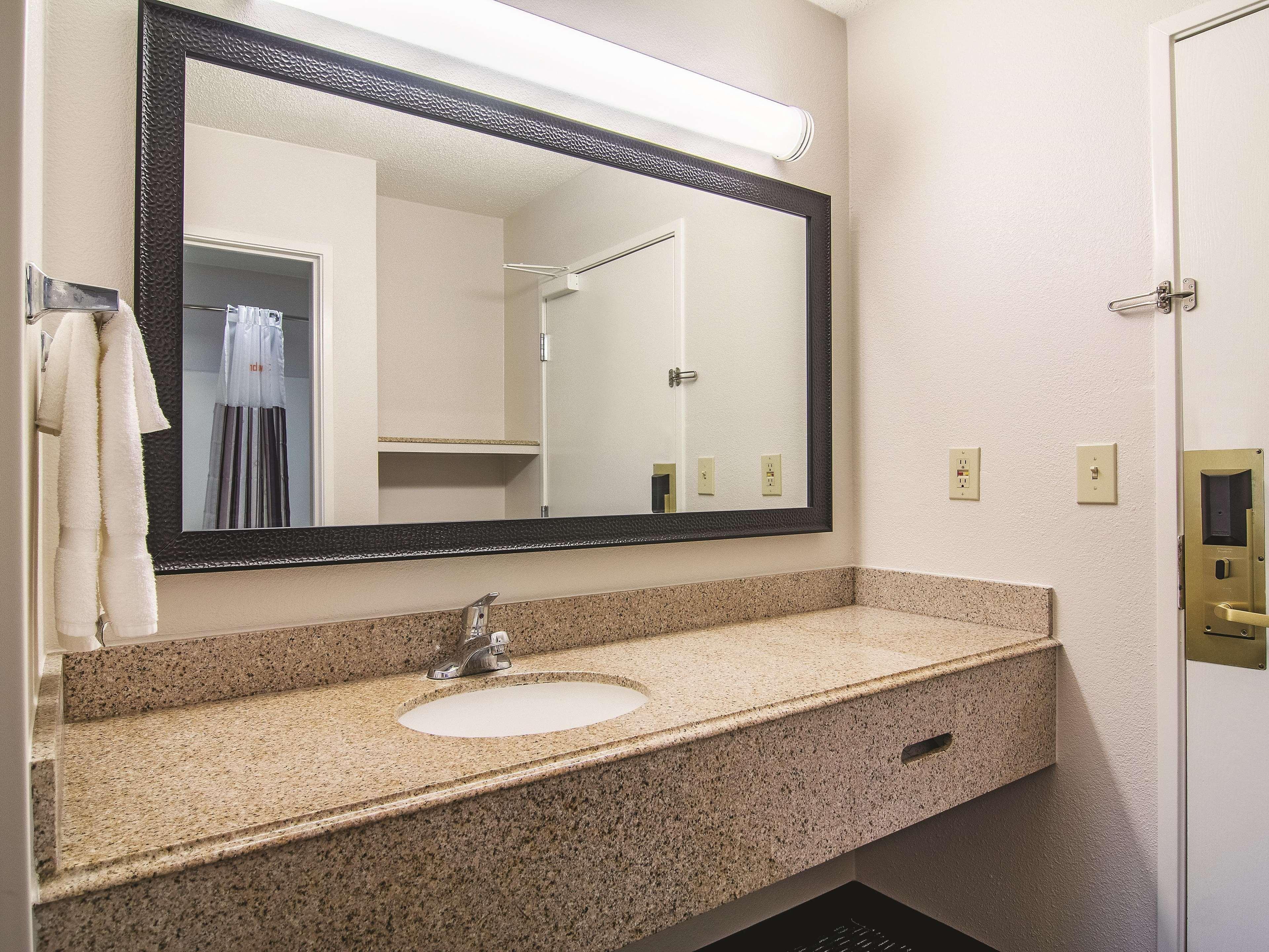 Wingate By Wyndham Brunswick Ga I-95 Hotell Eksteriør bilde