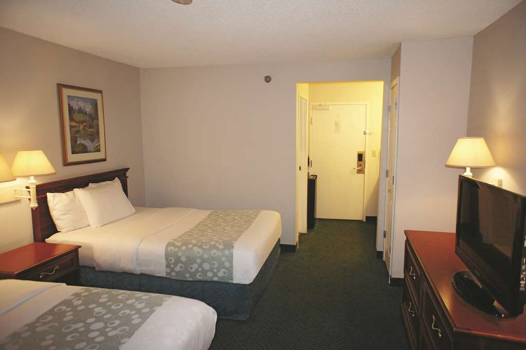 Wingate By Wyndham Brunswick Ga I-95 Hotell Rom bilde