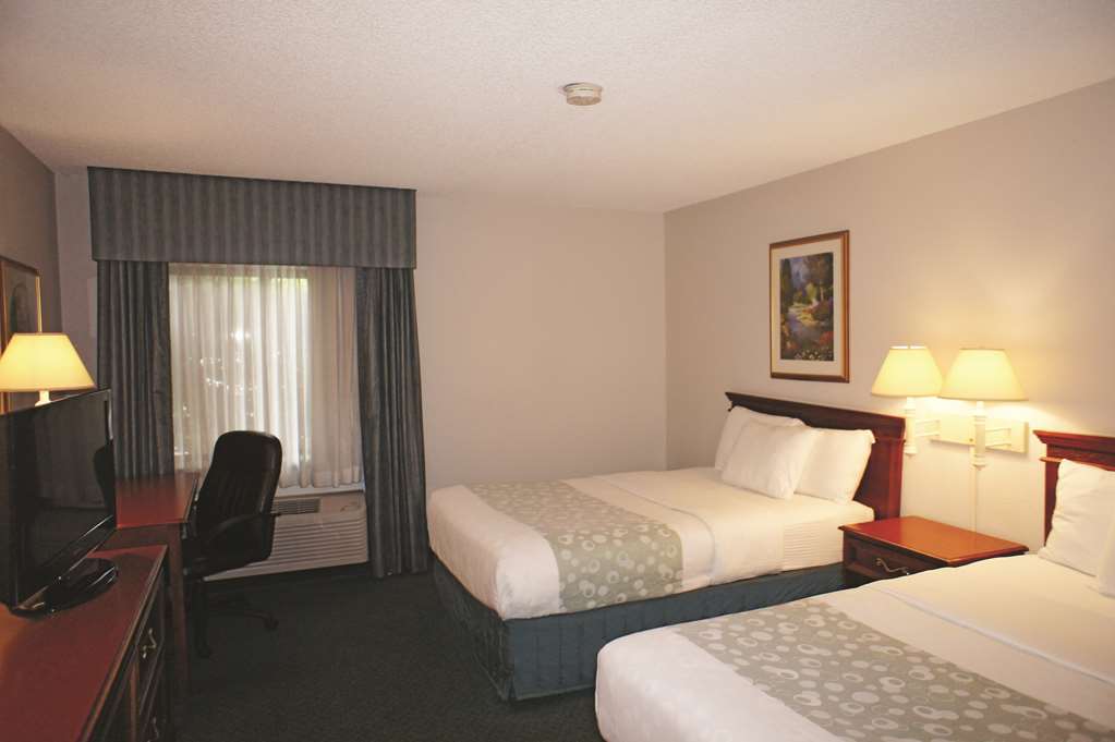 Wingate By Wyndham Brunswick Ga I-95 Hotell Rom bilde
