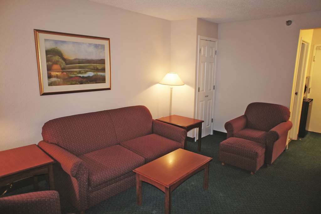 Wingate By Wyndham Brunswick Ga I-95 Hotell Rom bilde